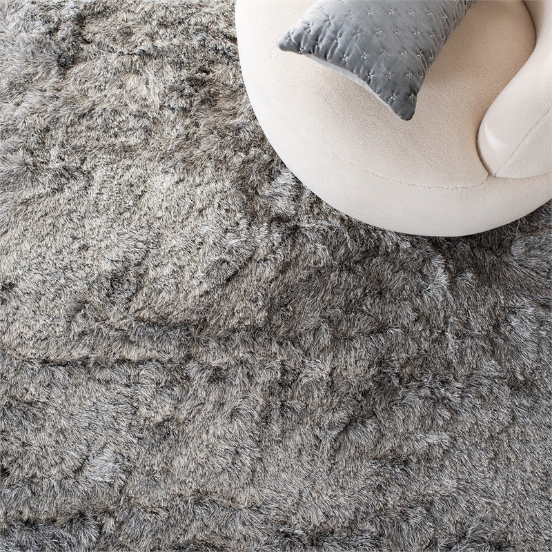 Safavieh Paris Shag 5' X 8' Hand Tufted Polyester Rug in Silver