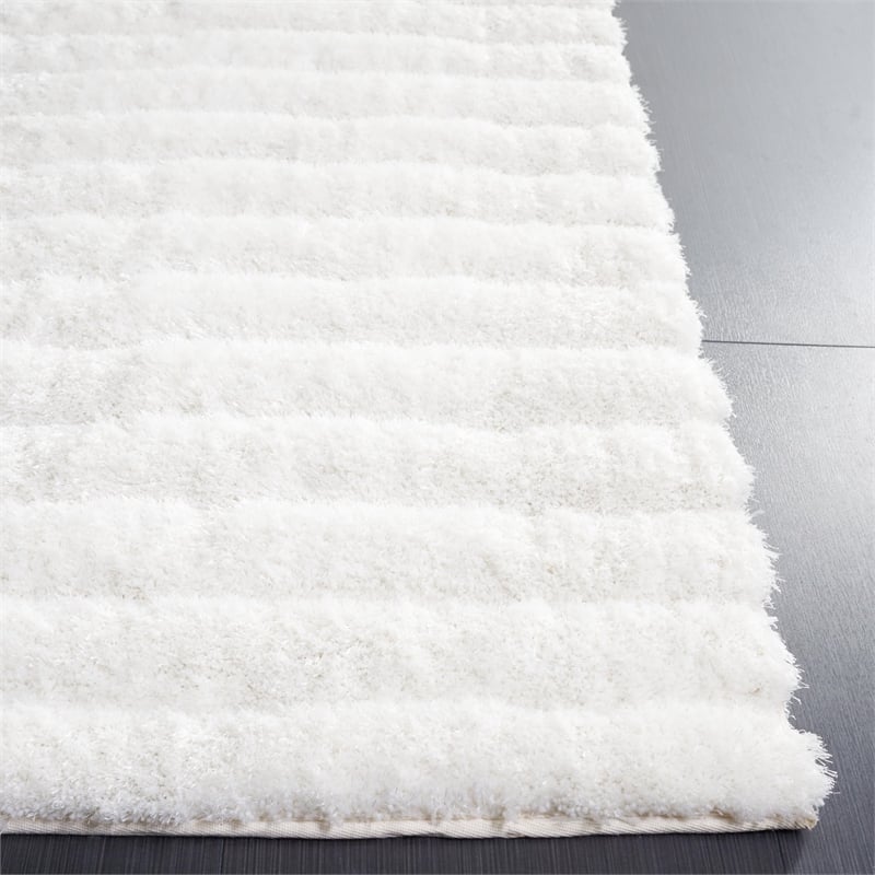 Safavieh 3D Shag 6' Square Hand Tufted Rug in Pearl