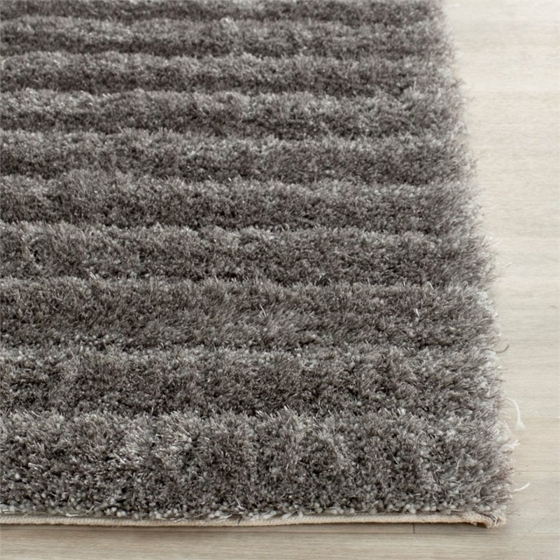 Safavieh 3D Shag 6' Round Hand Tufted Rug in Silver