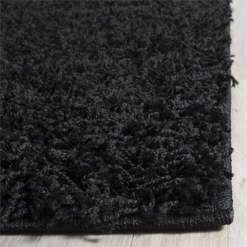 Safavieh Athens Shag 3' X 5' Power Loomed Polypropylene Rug in Black