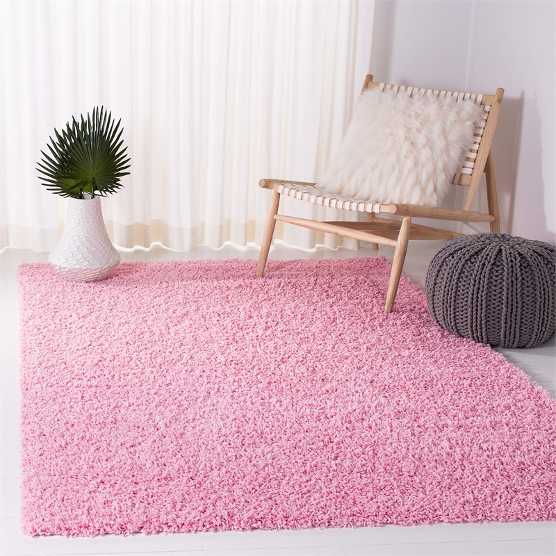 Safavieh Athens Shag 3' X 5' Power Loomed Polypropylene Rug in Pink
