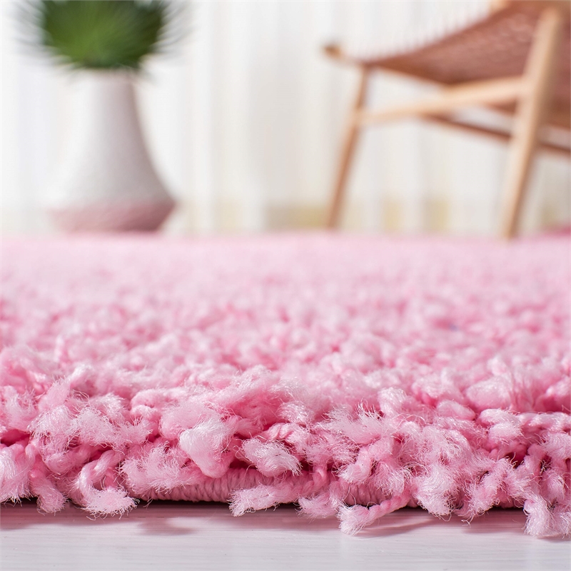 Safavieh Athens Shag 3' X 5' Power Loomed Polypropylene Rug in Pink