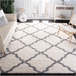 Safavieh Dallas Shag 10' X 14' Power Loomed Rug in Ivory and Gray