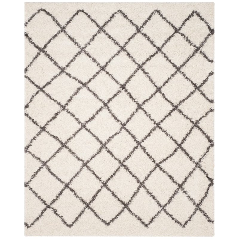 Safavieh Dallas Shag 3' X 5' Power Loomed Rug in Ivory and Dark Green