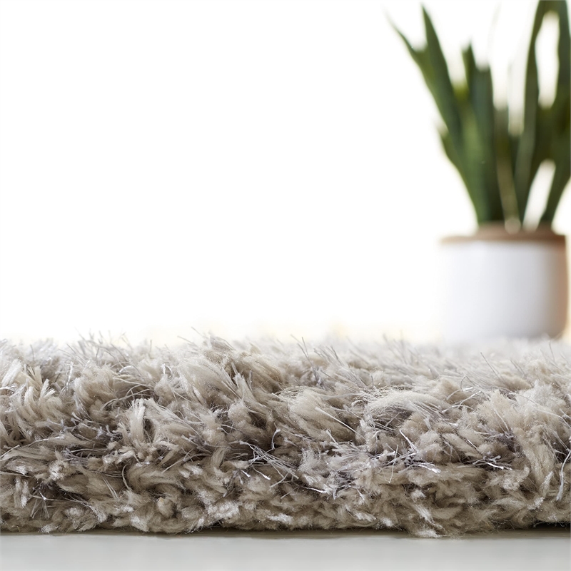 Safavieh Florence Shag 8' X 10' Handmade Polyester Rug in Silver