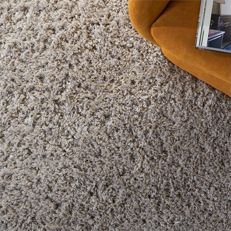 Safavieh Florence Shag 8' X 10' Handmade Polyester Rug in Silver