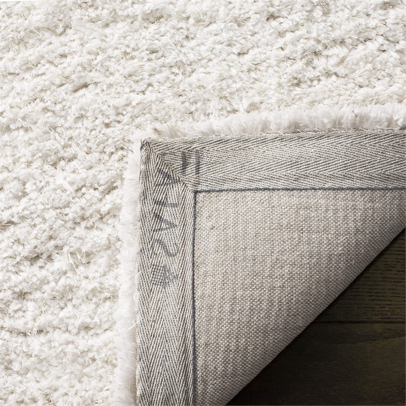 Safavieh Florence Shag 4' X 6' Handmade Polyester Rug in White