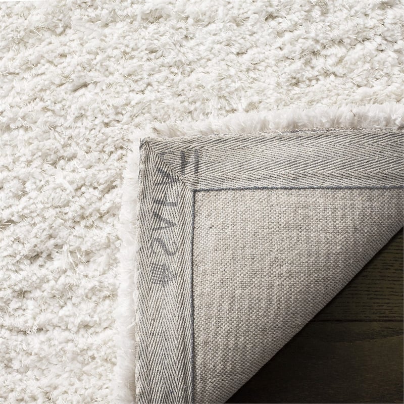 Safavieh Florence Shag 5' X 8' Handmade Polyester Rug in White
