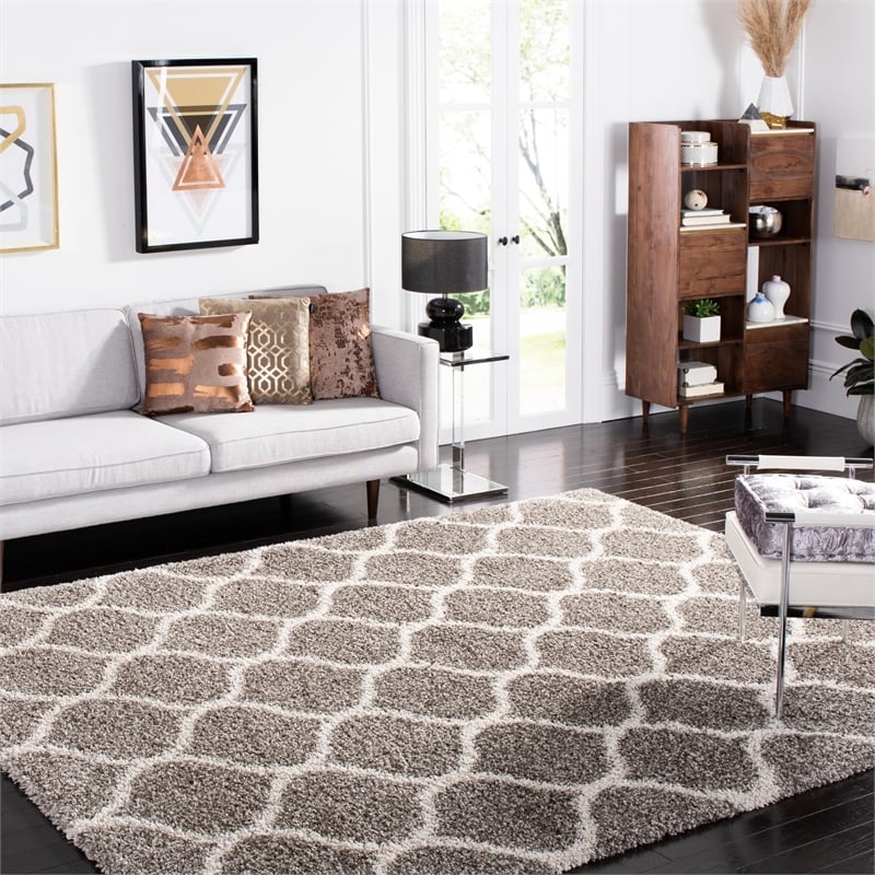 Safavieh Hudson Shag 11' X 15' Power Loomed Rug in Gray and Ivory