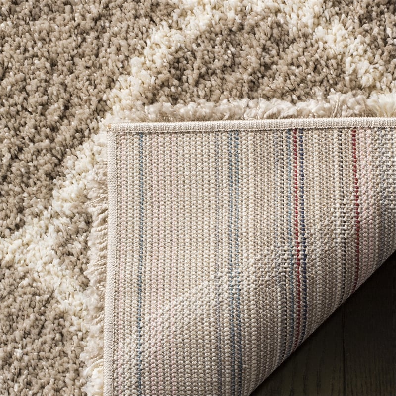 Safavieh Hudson Shag 5' X 7' Power Loomed Rug in Gray and Ivory