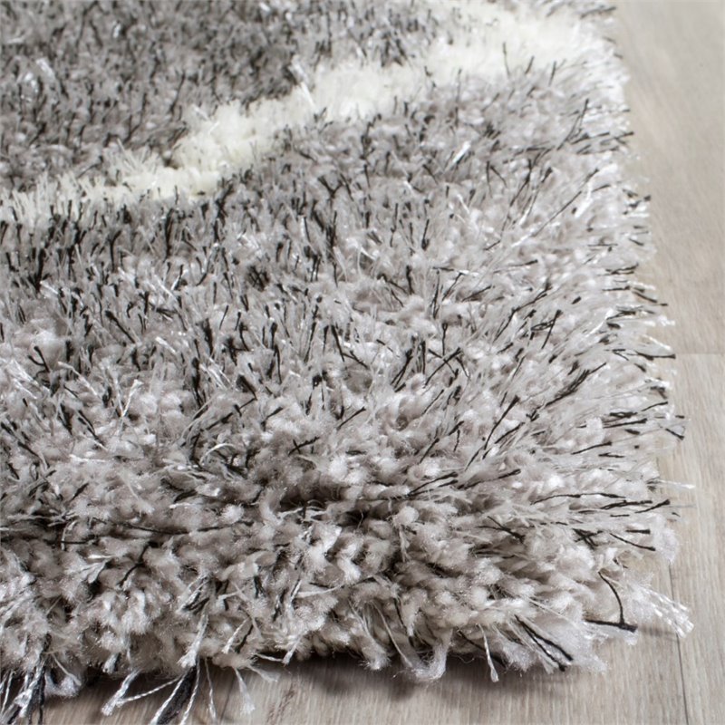 Safavieh Montreal Shag 4' X 6' Power Loomed Rug in Gray and Ivory