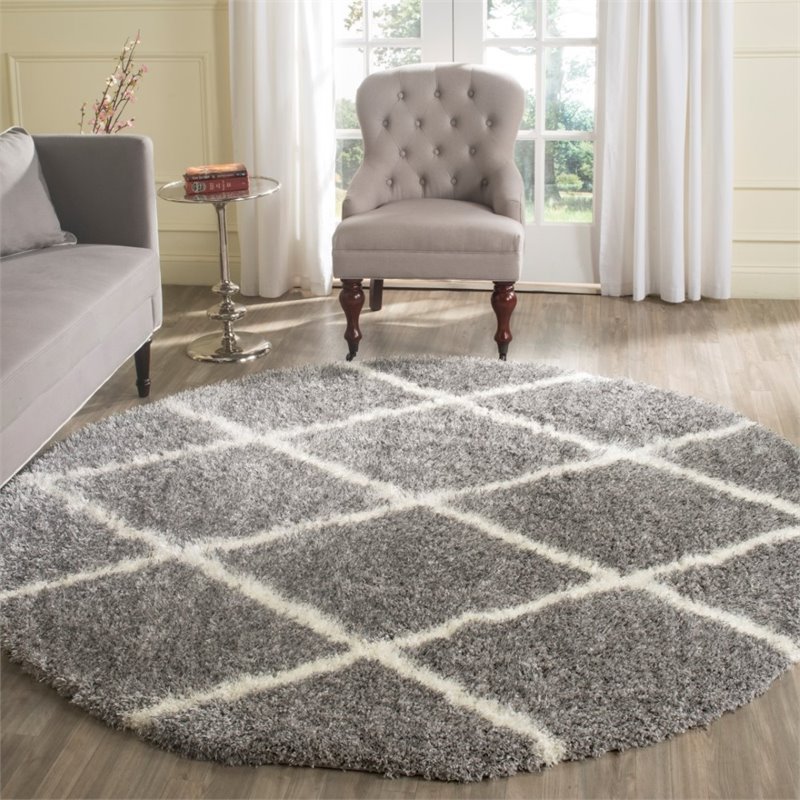 Safavieh Montreal Shag 4' X 6' Power Loomed Rug in Gray and Ivory