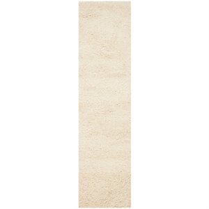 Safavieh Santa Monica Shag 6'7&quot X 9'6&quot Power Loomed Rug in Ivory