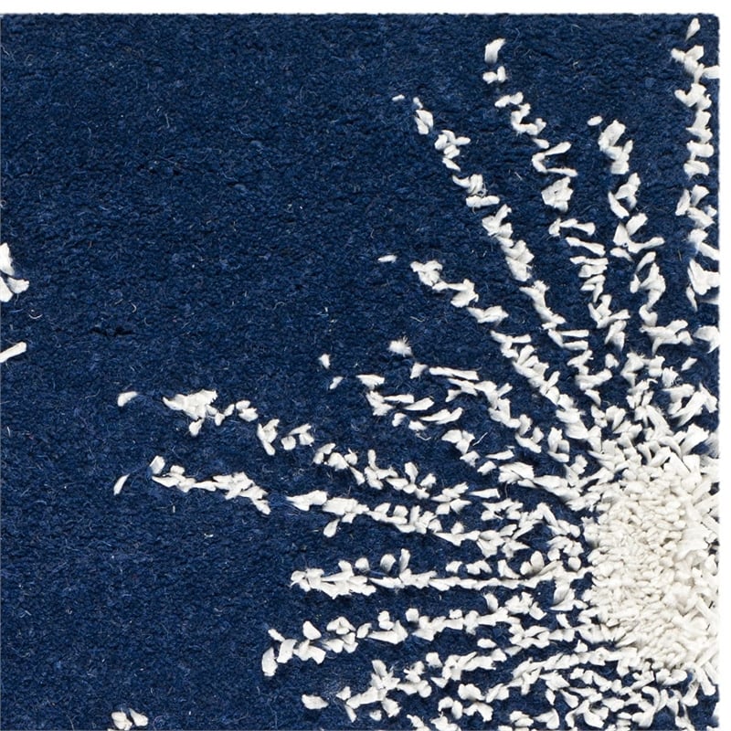 Safavieh Soho 2' X 3' Hand Tufted Wool Rug in Dark Blue and Ivory