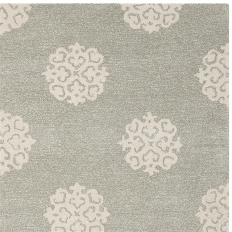 Safavieh Soho 2' X 3' Hand Tufted Wool Rug in Gray and Ivory