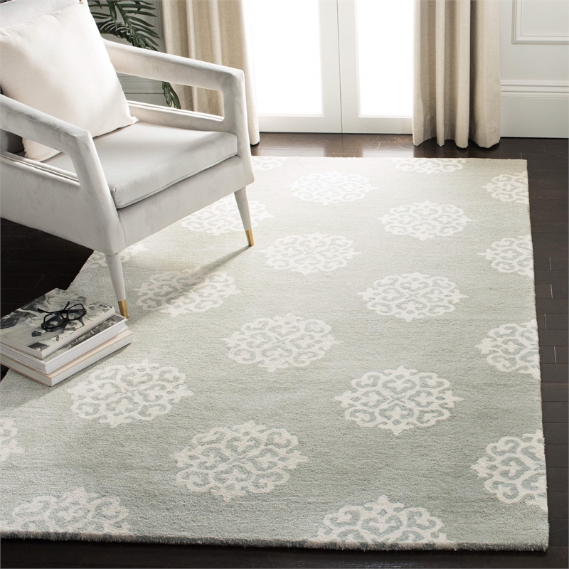 Safavieh Soho 6' Square Hand Tufted Wool Rug in Gray and Ivory