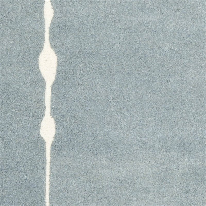 Safavieh Soho 6' X 9' Hand Tufted Wool Rug in Blue