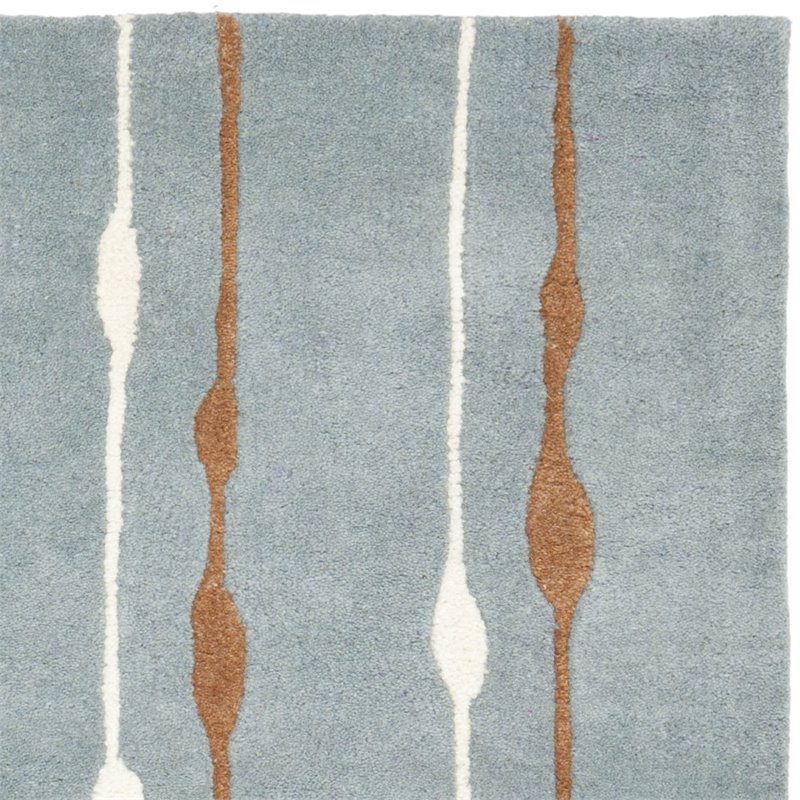 Safavieh Soho 6' X 9' Hand Tufted Wool Rug in Blue