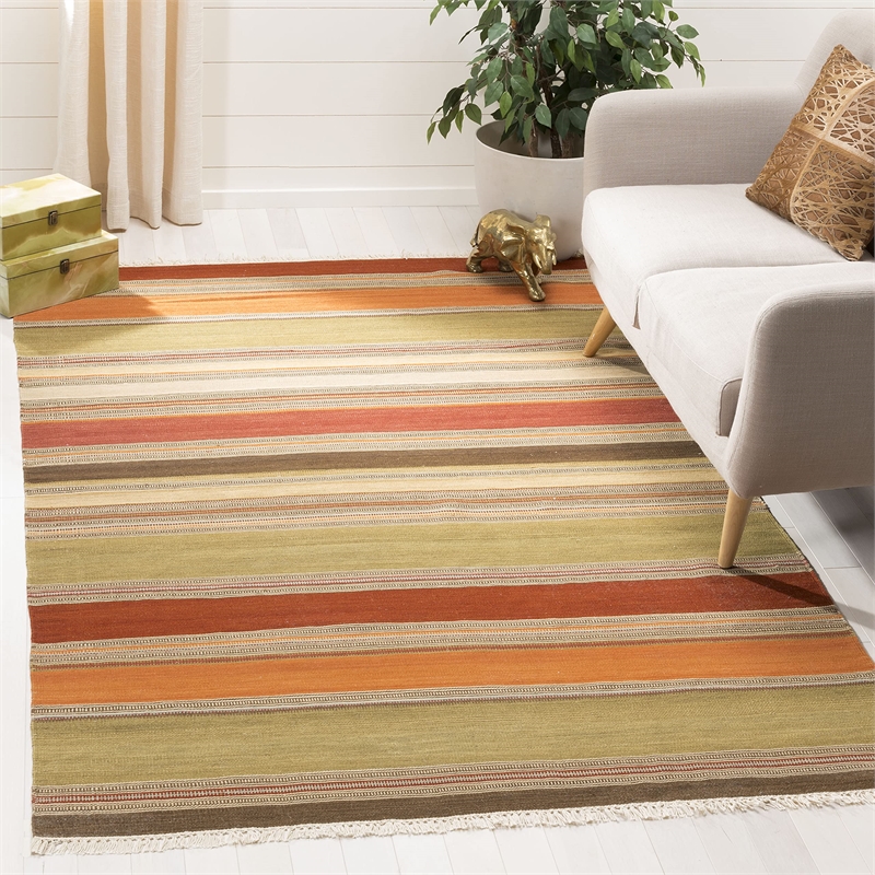 Safavieh Striped Kilim 4' X 6' Hand Woven Wool Pile Rug in Green