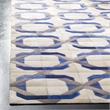 Safavieh Studio Leather 4' X 6' Hand Woven Leather Rug in Ivory