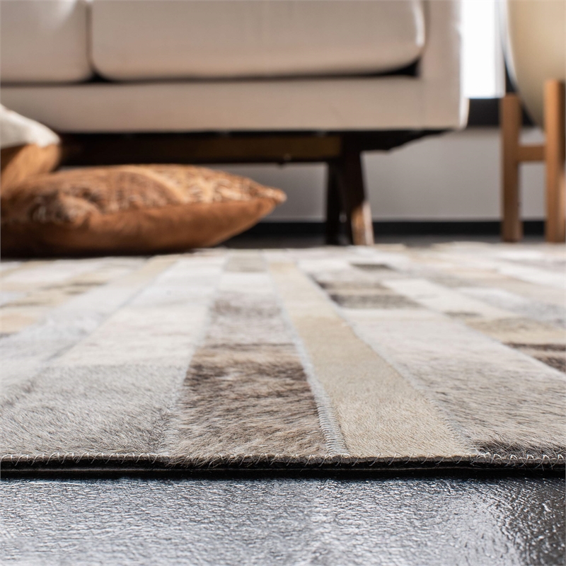 Safavieh Studio Leather 5' X 8' Hand Woven Leather Rug