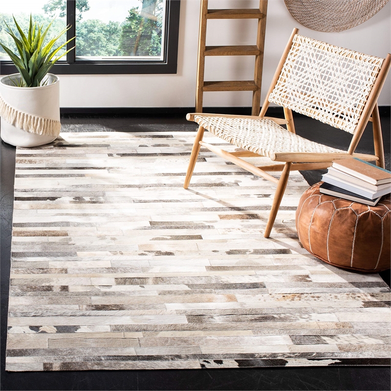 Safavieh Studio Leather 8' X 10' Hand Woven Leather Rug