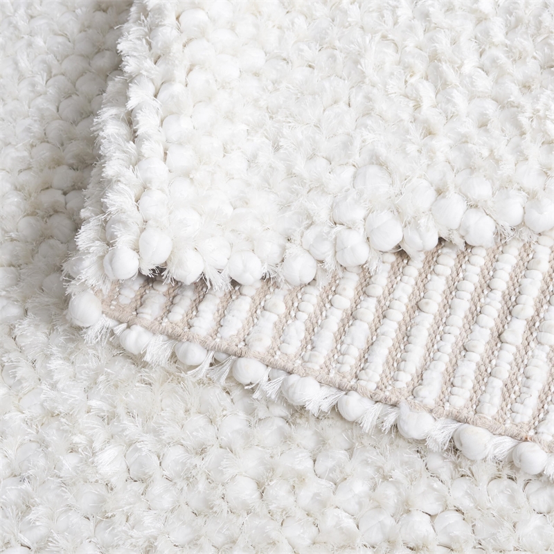 Safavieh Saint Tropez 6' X 9' Hand Woven Rug in Snow White