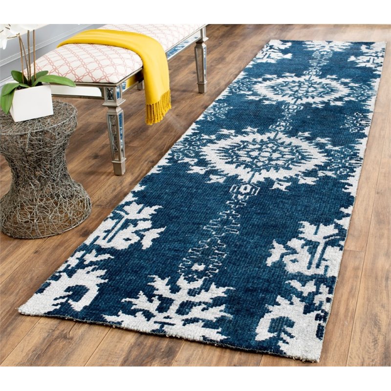 Safavieh Stone Wash 10' X 14' Hand Knotted Rug in Indigo