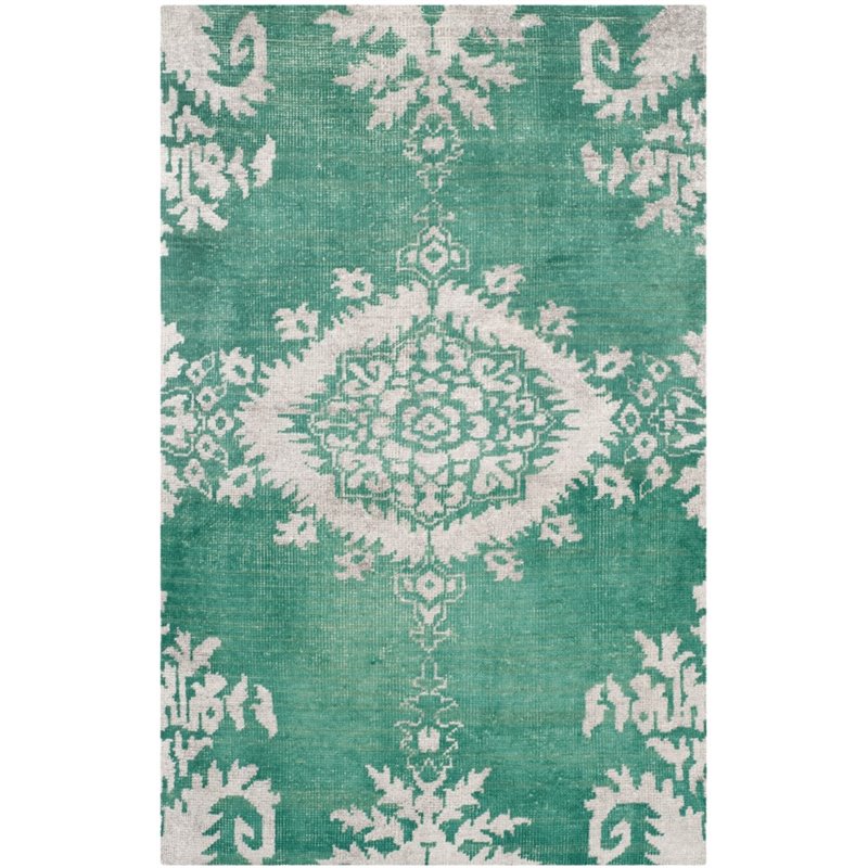 Safavieh Stone Wash 4' X 6' Hand Knotted Rug in Emerald