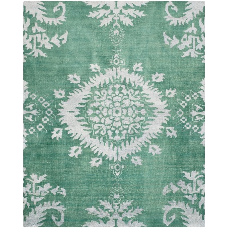 Safavieh Stone Wash 5' X 8' Hand Knotted Rug in Emerald