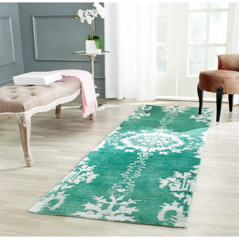 Safavieh Stone Wash 8' X 10' Hand Knotted Rug in Emerald
