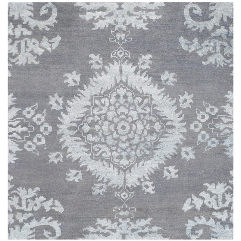 Safavieh Stone Wash 6' Round Hand Knotted Rug in Gray