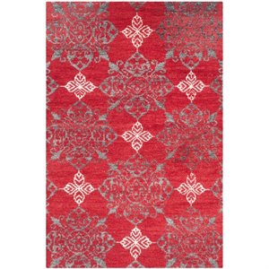 Safavieh Stone Wash 4' X 6' Hand Knotted Rug in Red and Ivory