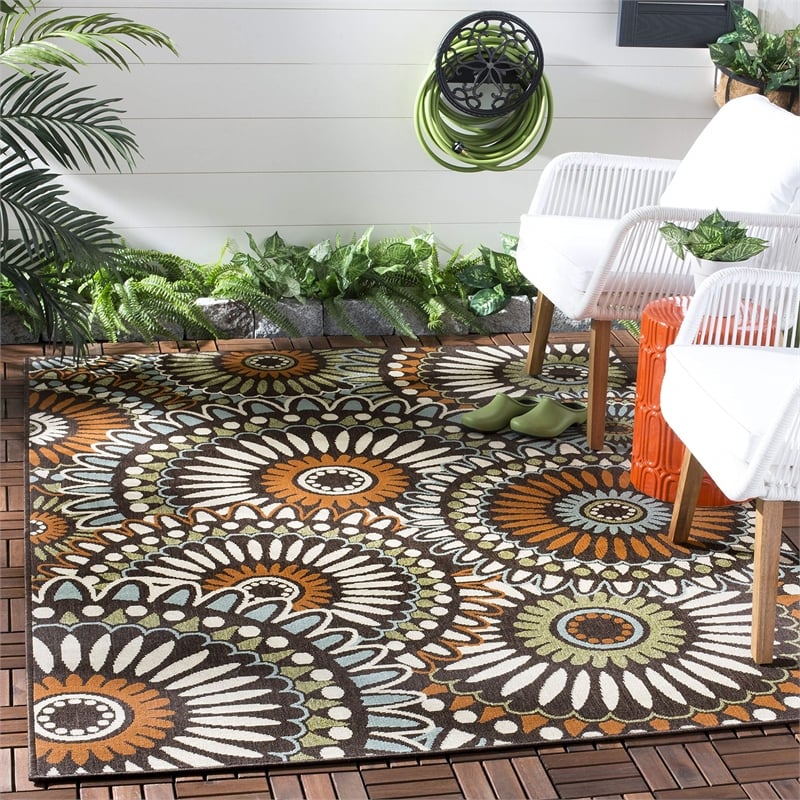 Safavieh Veranda 8' X 11'2
