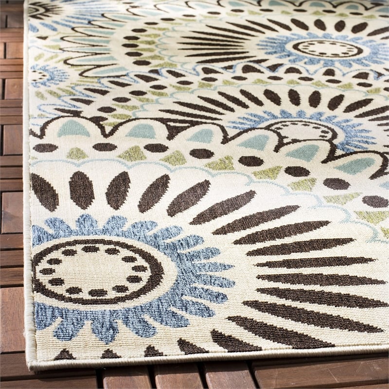 Safavieh Veranda 8' X 11'2
