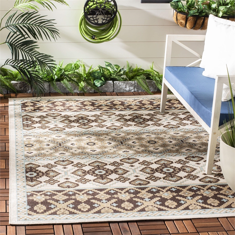 Safavieh Veranda 8' X 11'2