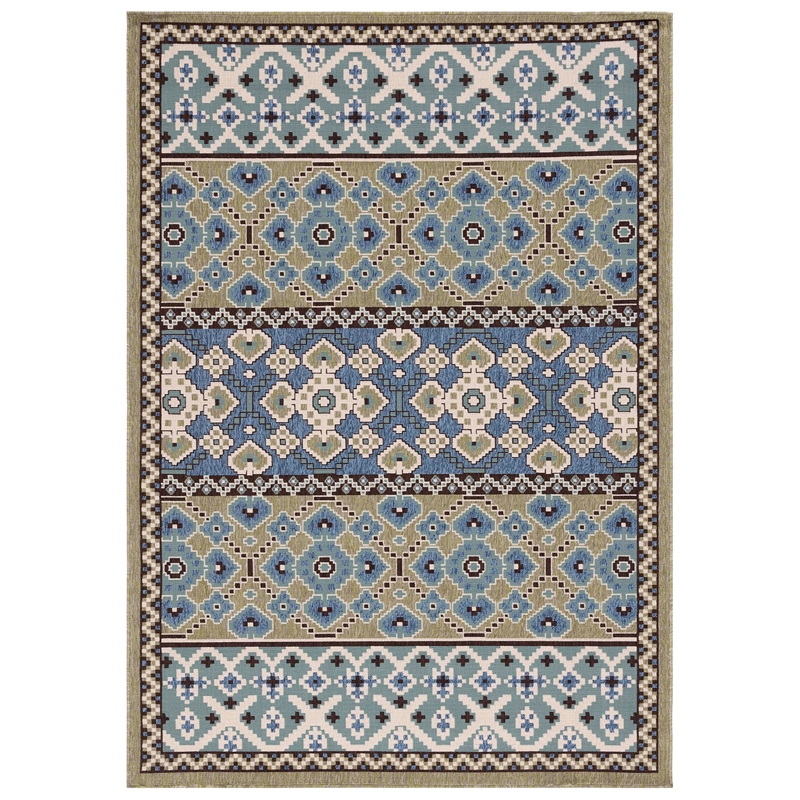 Safavieh Veranda 4' X 5'7