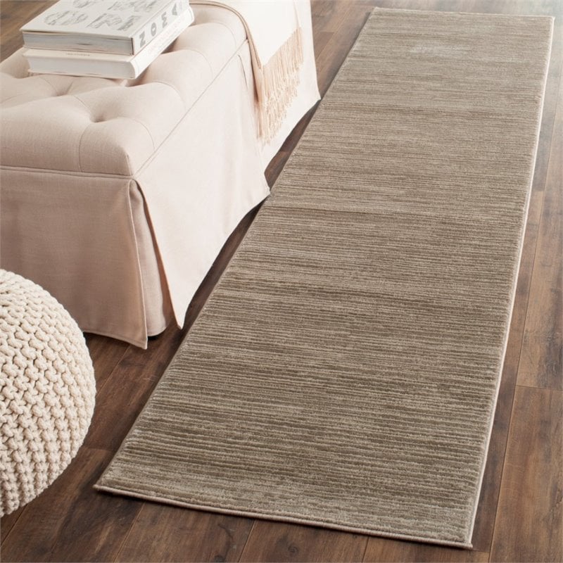 Safavieh Vision 3' X 5' Power Loomed Rug in Light Brown