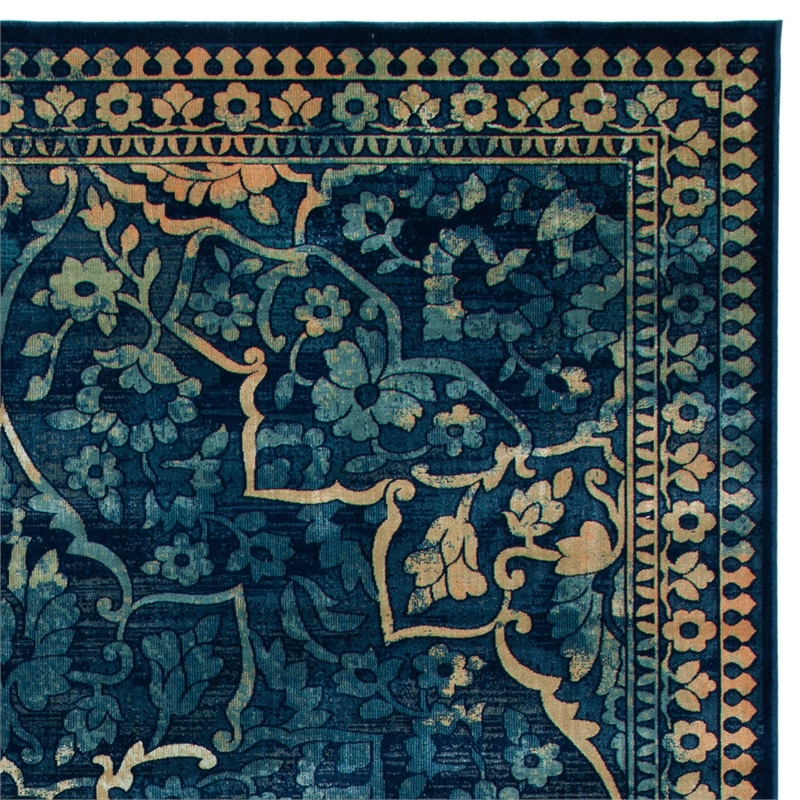 Safavieh Vintage 4' X 5'7
