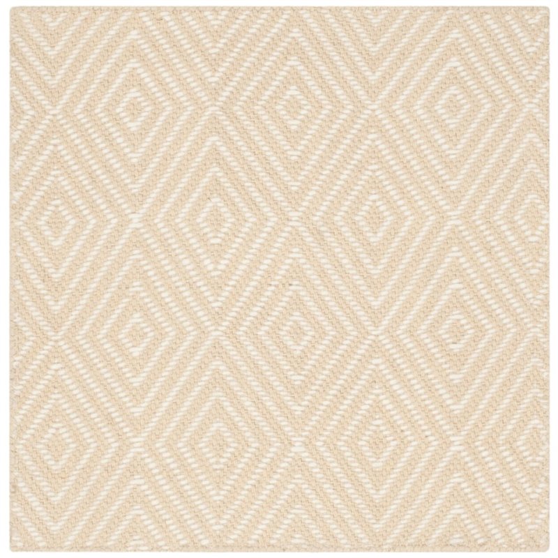 Safavieh Wilton 4' X 6' Handmade Rug in Beige and Ivory