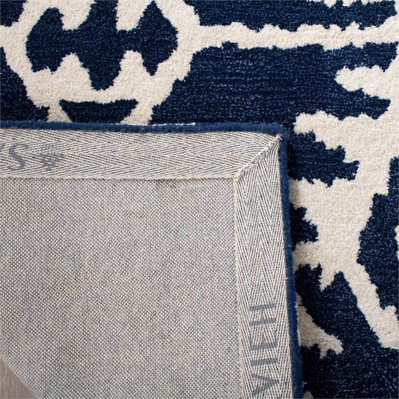 Safavieh Wyndham 8' X 10' Power Loomed Acrylic Rug