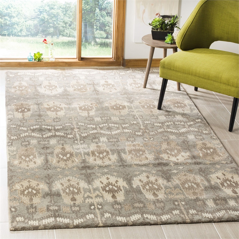 Safavieh Wyndham 10' X 14' Power Loomed Acrylic Rug in Natural
