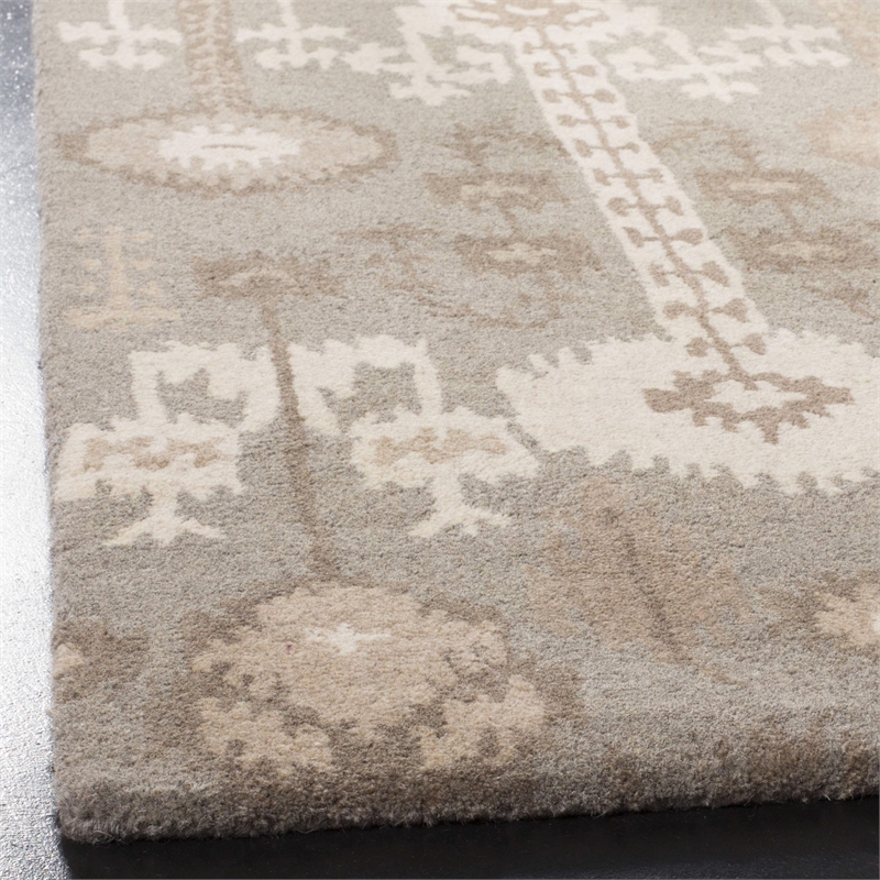 Safavieh Wyndham 10' X 14' Power Loomed Acrylic Rug in Natural