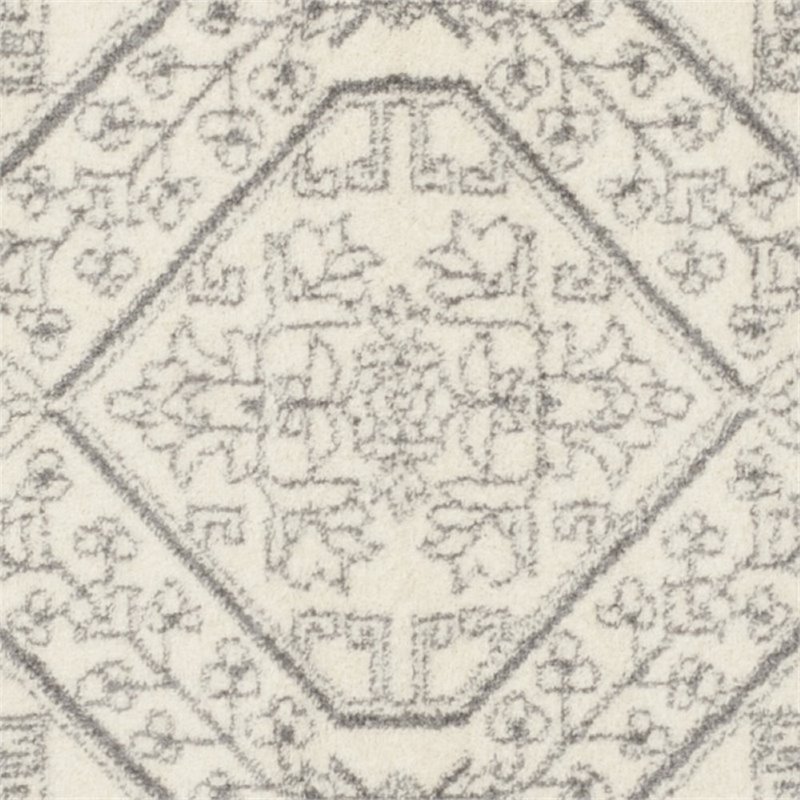 Safavieh Adirondack 9' X 9' Round Rug in Ivory and Silver