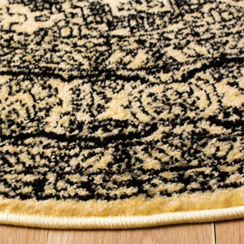 Safavieh Adirondack 4' X 4' Round Rug in Gold and Black