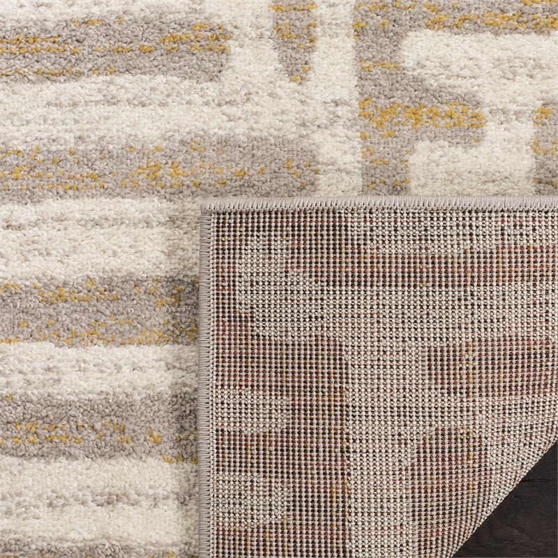 Safavieh Amsterdam 4' X 6' Rug in Ivory and Mauve