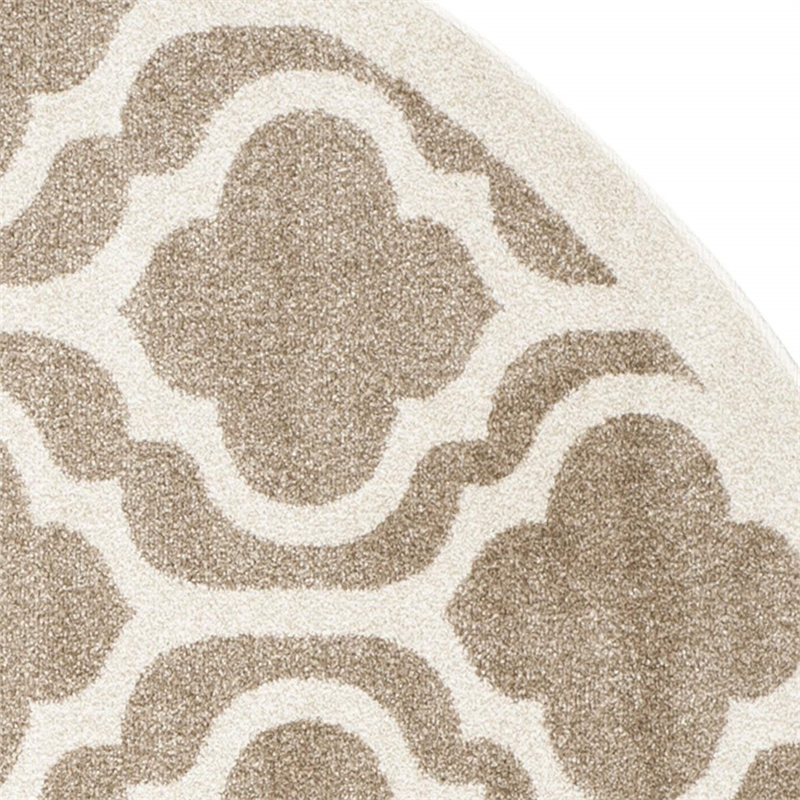 Safavieh Amherst 7' X 7' Round Rug in Wheat and Beige