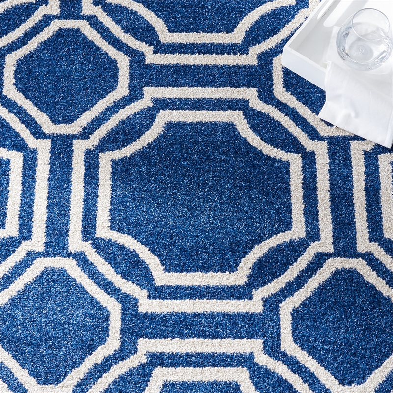 Safavieh Amherst 10' X 14' Rug in Navy and Ivory