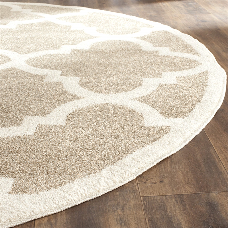 Safavieh Amherst 5' X 5' Round Rug in Wheat and Beige