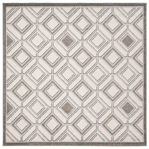 Safavieh Amherst 7' X 7' Square Rug in Ivory and Light Gray